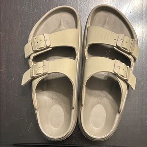 Birkenstock Women's Tan Sandals